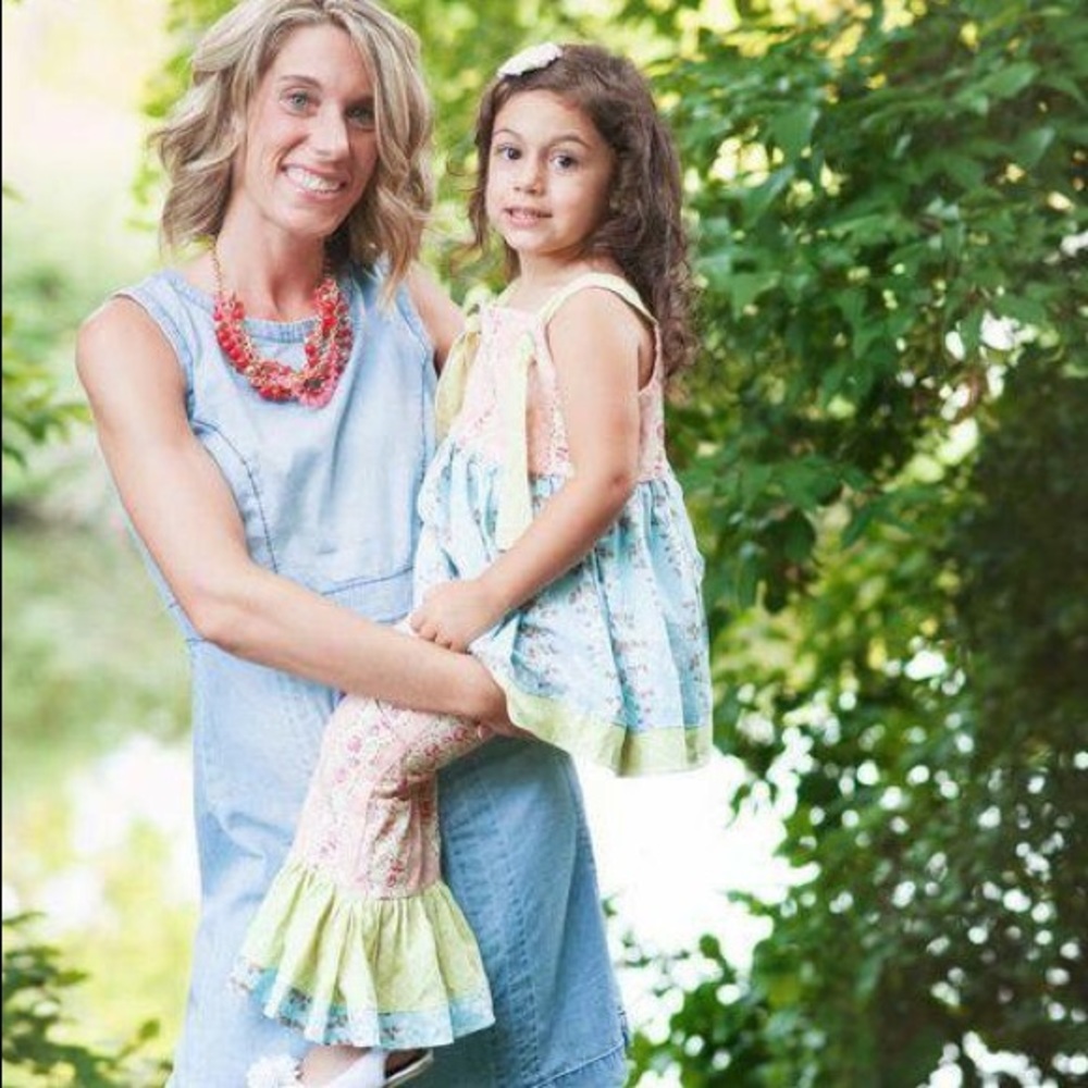 Botique tunic top and bellbottom pants